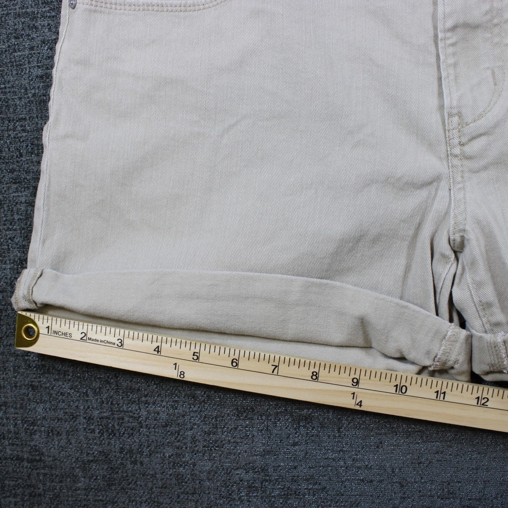 Denizen from Levi's Womens Khaki Chino Shorts Tan Double Button Cuffed Size 12 - Picture 10 of 13